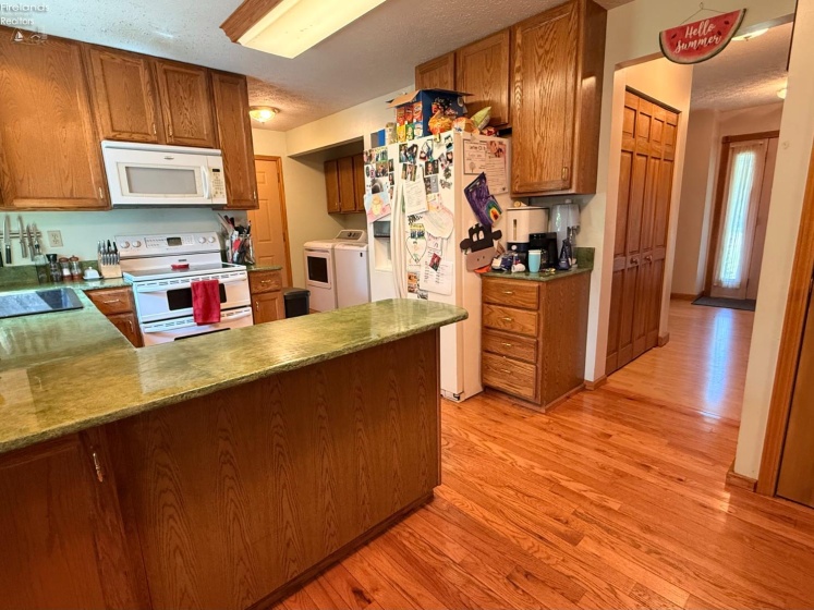 4704 Venice Road, Sandusky, 44870, 3 Bedrooms Bedrooms, ,3 BathroomsBathrooms,Residential,For Sale,Venice,20263302