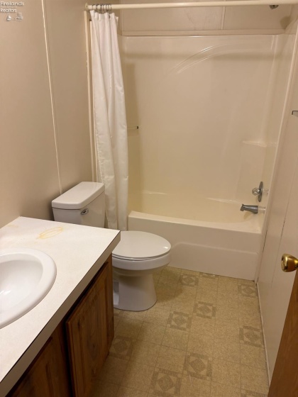 220 Maple Lane, Green Springs, 44836, 3 Bedrooms Bedrooms, ,2 BathroomsBathrooms,Residential,For Sale,Maple Lane,20262696