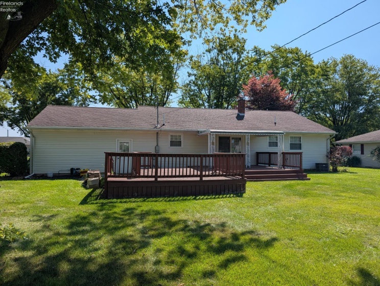 1762 Oak Drive, Fremont, 43420, 3 Bedrooms Bedrooms, ,2 BathroomsBathrooms,Residential,For Sale,Oak,20263115