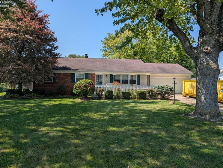 1762 Oak Drive, Fremont, 43420, 3 Bedrooms Bedrooms, ,2 BathroomsBathrooms,Residential,For Sale,Oak,20263115