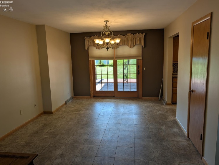 1762 Oak Drive, Fremont, 43420, 3 Bedrooms Bedrooms, ,2 BathroomsBathrooms,Residential,For Sale,Oak,20263115