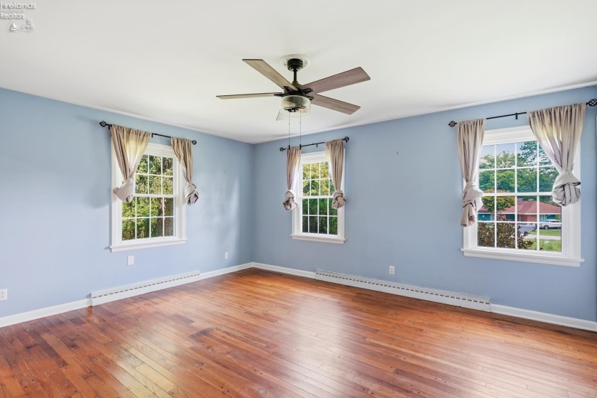 9 Meadow Lane, Tiffin, 44883, 4 Bedrooms Bedrooms, ,3 BathroomsBathrooms,Residential,For Sale,Meadow,20263216