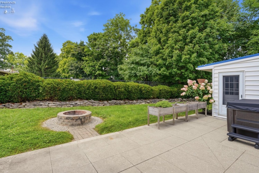 9 Meadow Lane, Tiffin, 44883, 4 Bedrooms Bedrooms, ,3 BathroomsBathrooms,Residential,For Sale,Meadow,20263216