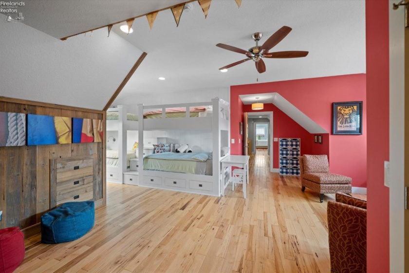 2333 Sand Road, Port Clinton, 43452, 4 Bedrooms Bedrooms, ,4 BathroomsBathrooms,Residential,For Sale,Sand,20263215