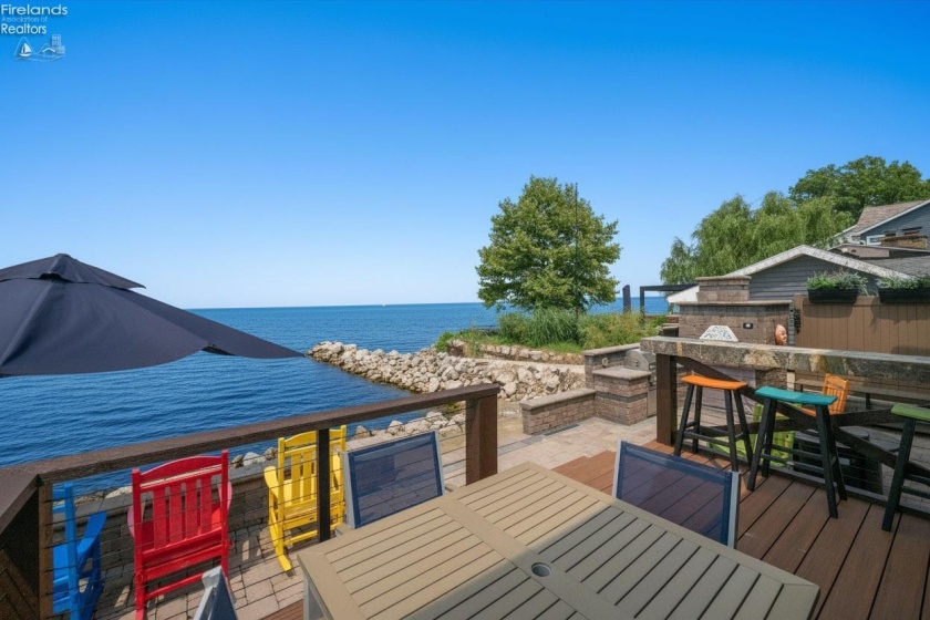 2333 Sand Road, Port Clinton, 43452, 4 Bedrooms Bedrooms, ,4 BathroomsBathrooms,Residential,For Sale,Sand,20263215