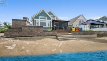 2333 Sand Road, Port Clinton, 43452, 4 Bedrooms Bedrooms, ,4 BathroomsBathrooms,Residential,For Sale,Sand,20263215