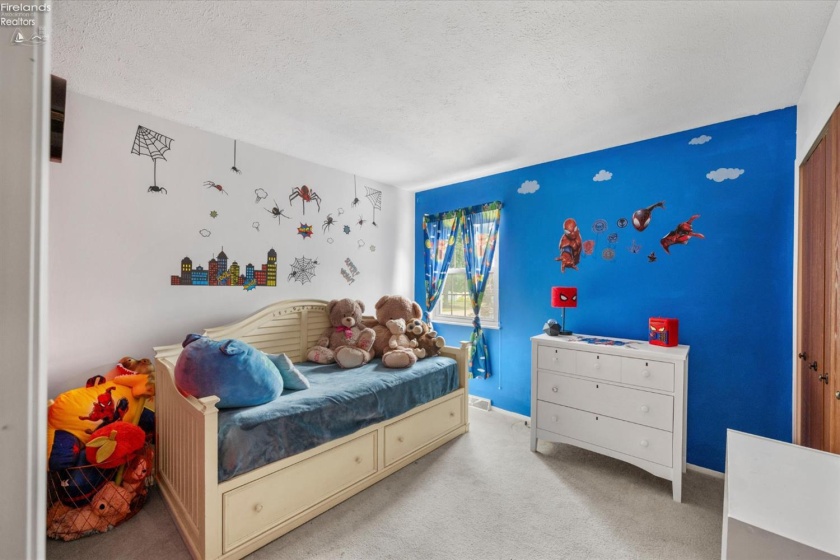 317 Linden Way Drive, Sandusky, 44870, 3 Bedrooms Bedrooms, ,3 BathroomsBathrooms,Residential,For Sale,Linden Way,20263231