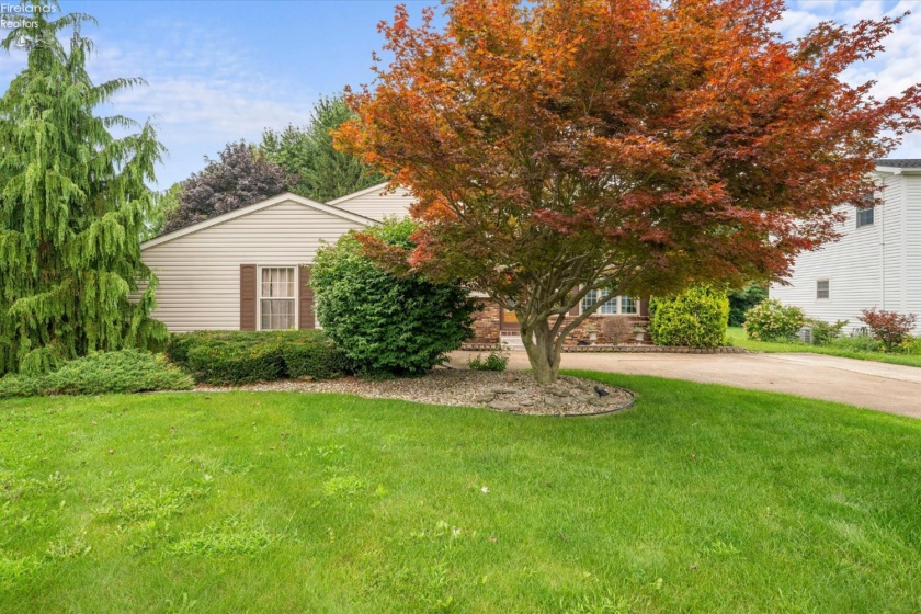 317 Linden Way Drive, Sandusky, 44870, 3 Bedrooms Bedrooms, ,3 BathroomsBathrooms,Residential,For Sale,Linden Way,20263231