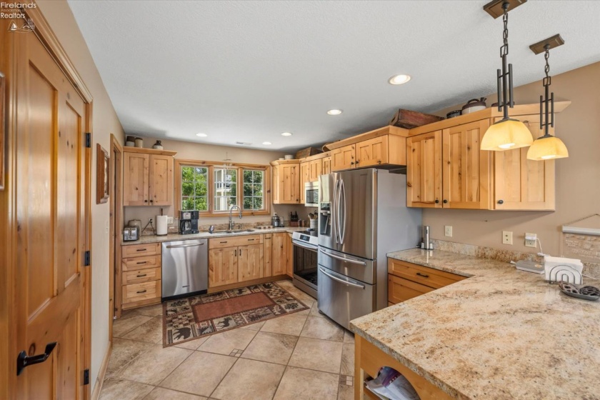 3281 Linda Lane, Port Clinton, 43452, 3 Bedrooms Bedrooms, ,3 BathroomsBathrooms,Residential,For Sale,Linda,20263233