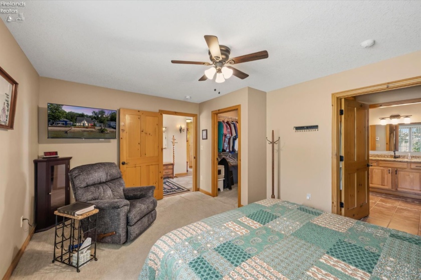 3281 Linda Lane, Port Clinton, 43452, 3 Bedrooms Bedrooms, ,3 BathroomsBathrooms,Residential,For Sale,Linda,20263233
