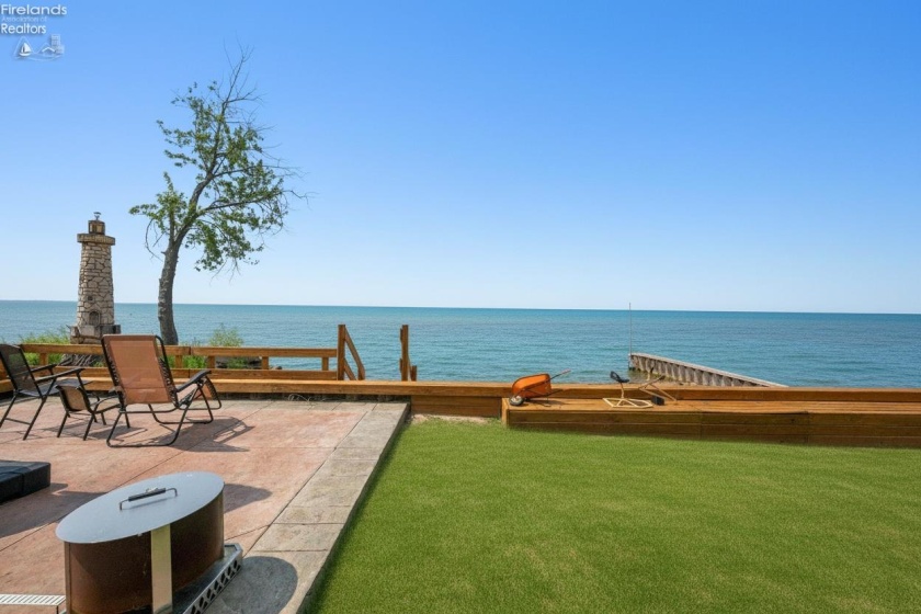 3281 Linda Lane, Port Clinton, 43452, 3 Bedrooms Bedrooms, ,3 BathroomsBathrooms,Residential,For Sale,Linda,20263233