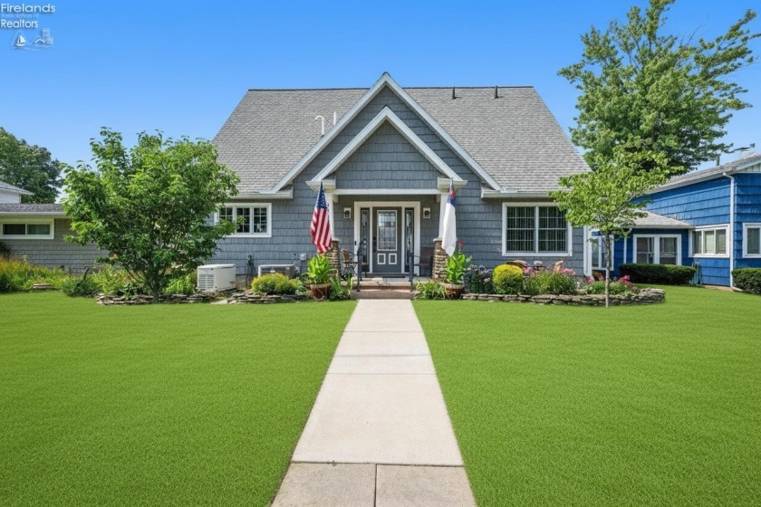 3281 Linda Lane, Port Clinton, 43452, 3 Bedrooms Bedrooms, ,3 BathroomsBathrooms,Residential,For Sale,Linda,20263233