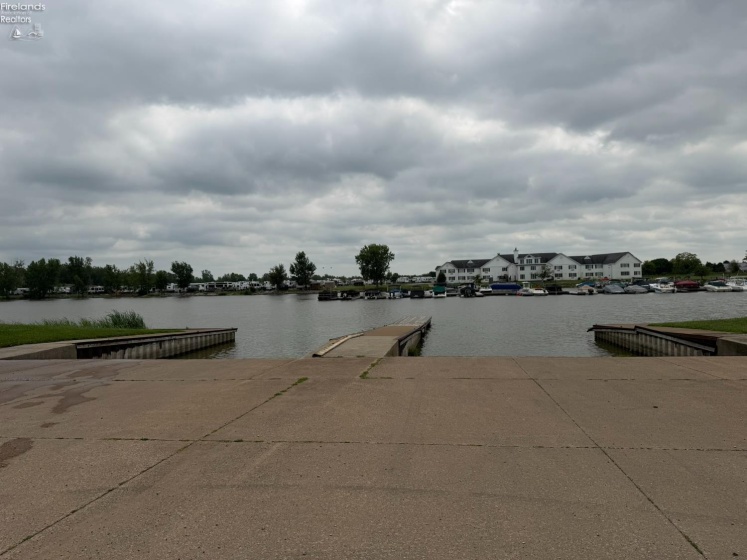 4495 Darr-Hopfinger Road, Port Clinton, 43452, 2 Bedrooms Bedrooms, ,1 BathroomBathrooms,Residential,For Sale,Darr-Hopfinger,20263258