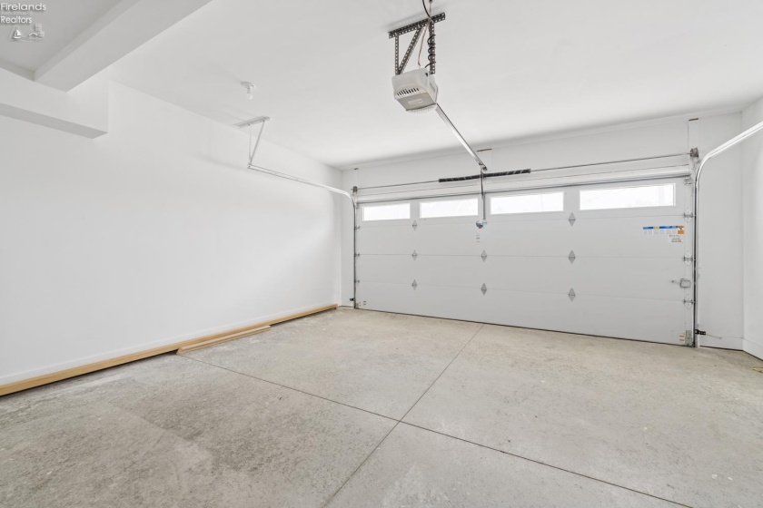 12 Beach Street, Port Clinton, 43452, 3 Bedrooms Bedrooms, ,3 BathroomsBathrooms,Residential,For Sale,Beach,20263308