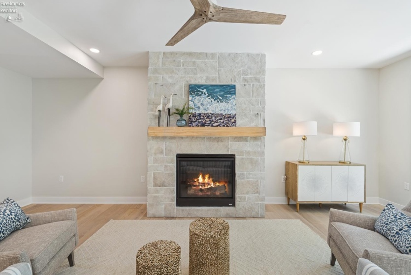 12 Beach Street, Port Clinton, 43452, 3 Bedrooms Bedrooms, ,3 BathroomsBathrooms,Residential,For Sale,Beach,20263308