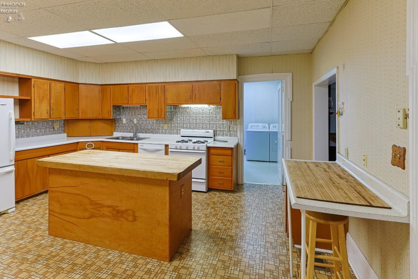 3257 New State Road, Willard, 44890, 5 Bedrooms Bedrooms, ,2 BathroomsBathrooms,Residential,For Sale,New State,20263279
