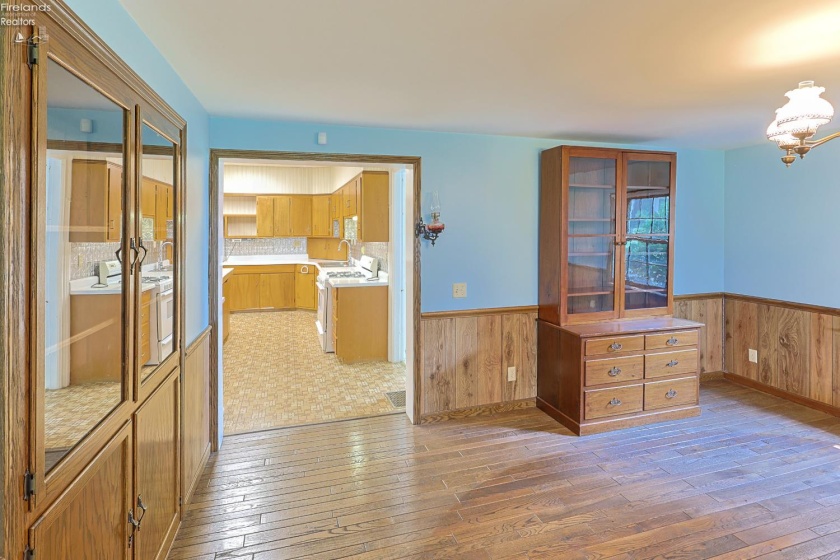 3257 New State Road, Willard, 44890, 5 Bedrooms Bedrooms, ,2 BathroomsBathrooms,Residential,For Sale,New State,20263279