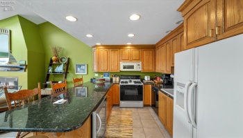 578 Bimini Drive, Sandusky, 44870, 3 Bedrooms Bedrooms, ,4 BathroomsBathrooms,Residential,For Sale,Bimini,20263328