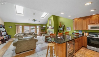 578 Bimini Drive, Sandusky, 44870, 3 Bedrooms Bedrooms, ,4 BathroomsBathrooms,Residential,For Sale,Bimini,20263328