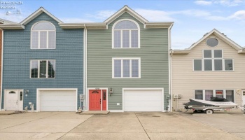 578 Bimini Drive, Sandusky, 44870, 3 Bedrooms Bedrooms, ,4 BathroomsBathrooms,Residential,For Sale,Bimini,20263328