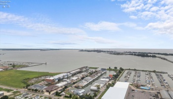 578 Bimini Drive, Sandusky, 44870, 3 Bedrooms Bedrooms, ,4 BathroomsBathrooms,Residential,For Sale,Bimini,20263328