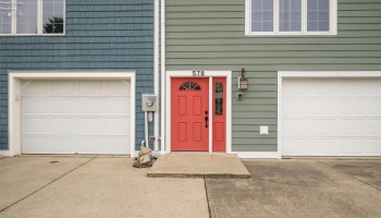 578 Bimini Drive, Sandusky, 44870, 3 Bedrooms Bedrooms, ,4 BathroomsBathrooms,Residential,For Sale,Bimini,20263328
