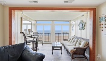 1909 Harbor Road, Port Clinton, 43452, 2 Bedrooms Bedrooms, ,2 BathroomsBathrooms,Residential,For Sale,Harbor,20263318