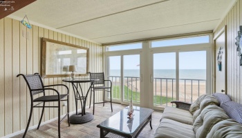 1909 Harbor Road, Port Clinton, 43452, 2 Bedrooms Bedrooms, ,2 BathroomsBathrooms,Residential,For Sale,Harbor,20263318