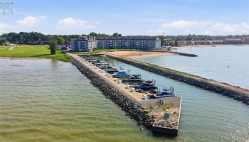 1909 Harbor Road, Port Clinton, 43452, 2 Bedrooms Bedrooms, ,2 BathroomsBathrooms,Residential,For Sale,Harbor,20263318
