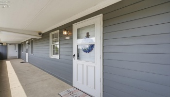 1909 Harbor Road, Port Clinton, 43452, 2 Bedrooms Bedrooms, ,2 BathroomsBathrooms,Residential,For Sale,Harbor,20263318