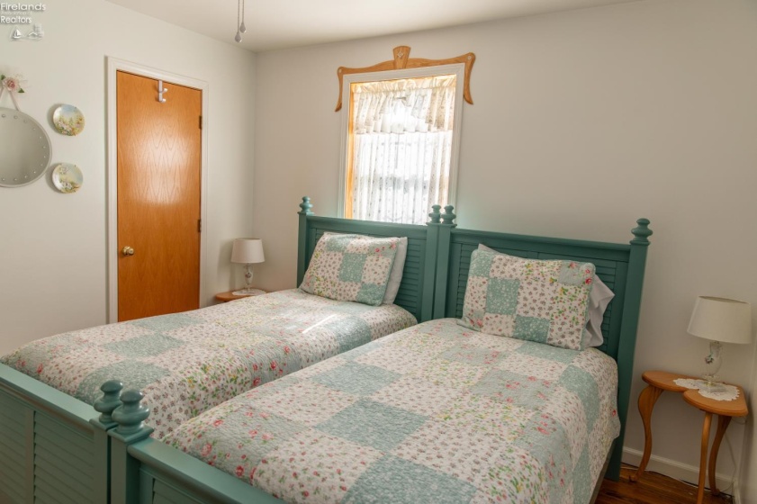 41432 Northwood, Elyria, 44035, 3 Bedrooms Bedrooms, ,1 BathroomBathrooms,Residential,For Sale,Northwood,20263321