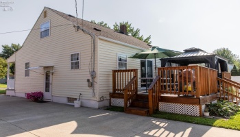41432 Northwood, Elyria, 44035, 3 Bedrooms Bedrooms, ,1 BathroomBathrooms,Residential,For Sale,Northwood,20263321