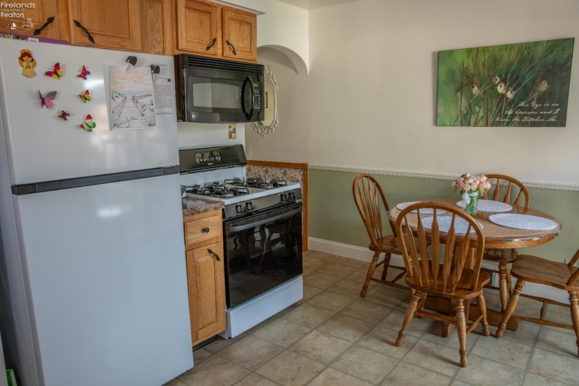 41432 Northwood, Elyria, 44035, 3 Bedrooms Bedrooms, ,1 BathroomBathrooms,Residential,For Sale,Northwood,20263321