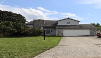 1102 Birchwood Drive, Sandusky, 44870, 4 Bedrooms Bedrooms, ,4 BathroomsBathrooms,Residential,For Sale,Birchwood,20263330 1102 Birchwood Drive, Sandusky, 44870, 4 Bedrooms Bedrooms, ,4 BathroomsBathrooms,Residential,For Sale,Birchwood,20263330
