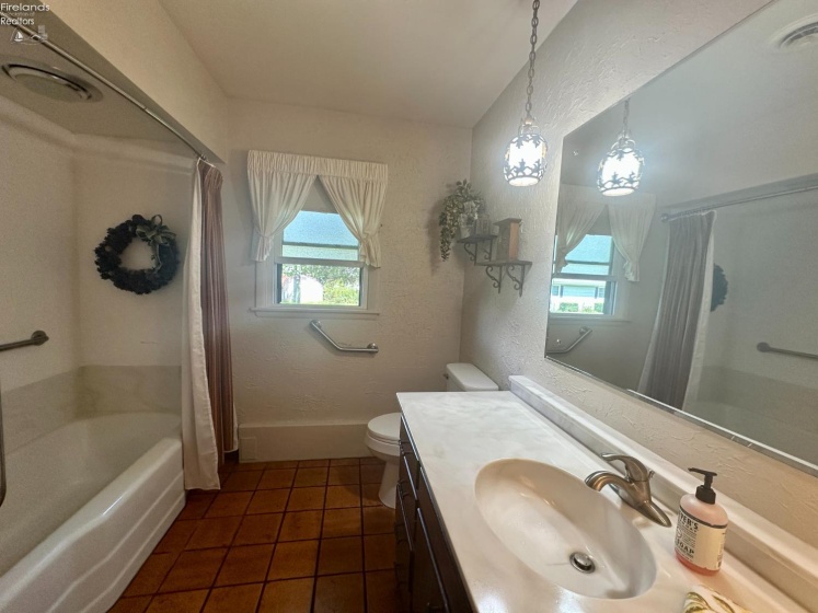 125 Lincoln Road, Tiffin, 44883, 3 Bedrooms Bedrooms, ,1 BathroomBathrooms,Residential,For Sale,Lincoln,20263119