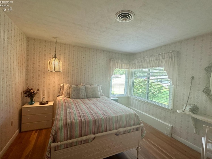 125 Lincoln Road, Tiffin, 44883, 3 Bedrooms Bedrooms, ,1 BathroomBathrooms,Residential,For Sale,Lincoln,20263119