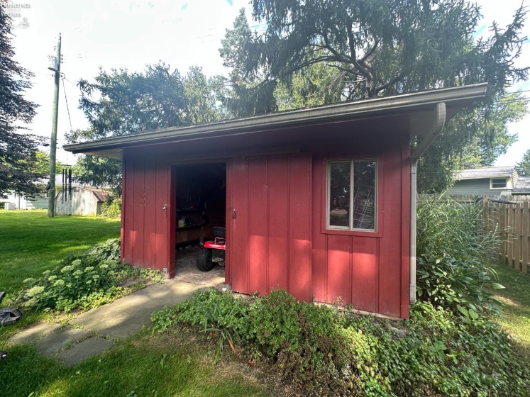 125 Lincoln Road, Tiffin, 44883, 3 Bedrooms Bedrooms, ,1 BathroomBathrooms,Residential,For Sale,Lincoln,20263119