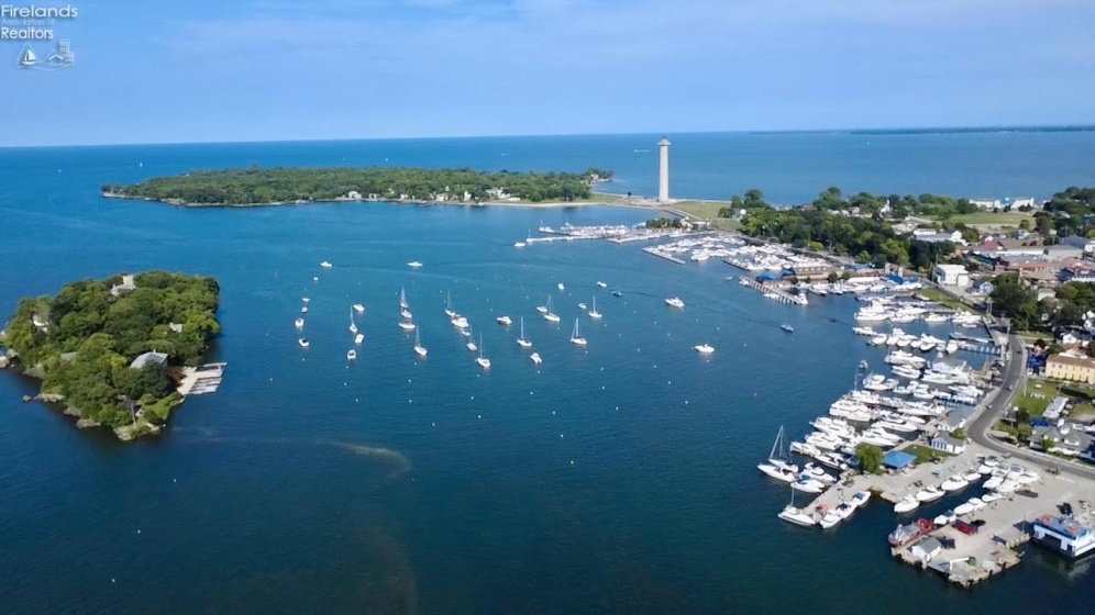 115 Glacier Cove, Put-In-Bay, 43456, 3 Bedroom Bedrooms, ,2 BathroomBathrooms,Residential,For Sale,Glacier Cove,20263103