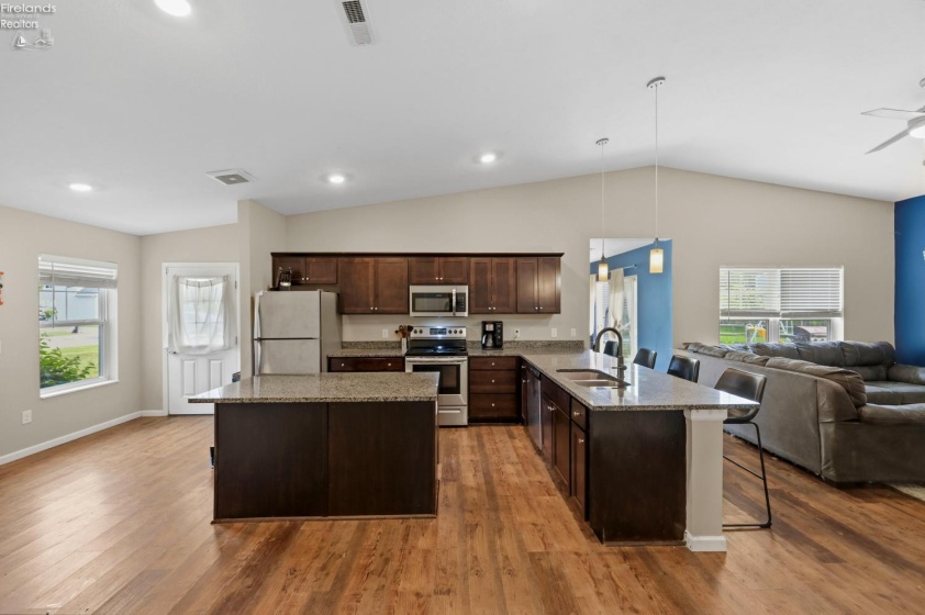 7 Cascade Lane, Delta, 43515, 3 Bedrooms Bedrooms, ,2 BathroomsBathrooms,Residential,For Sale,Cascade,20263287