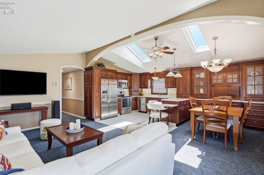 1560 Compass Avenue, Port Clinton, 43452, 3 Bedrooms Bedrooms, ,2 BathroomsBathrooms,Residential,For Sale,Compass,20263325