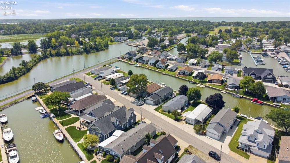 1560 Compass Avenue, Port Clinton, 43452, 3 Bedrooms Bedrooms, ,2 BathroomsBathrooms,Residential,For Sale,Compass,20263325