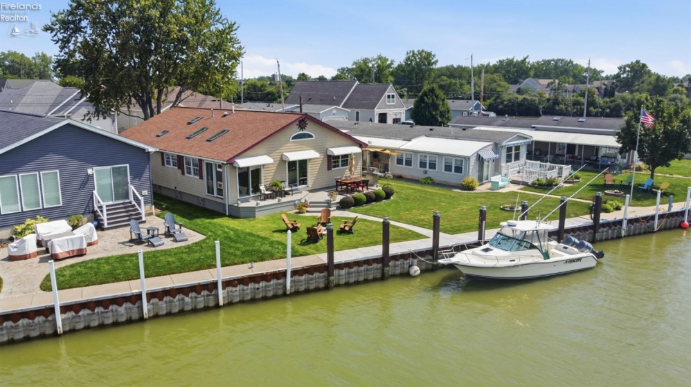 1560 Compass Avenue, Port Clinton, 43452, 3 Bedrooms Bedrooms, ,2 BathroomsBathrooms,Residential,For Sale,Compass,20263325