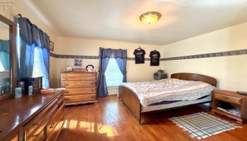 606 Sandusky Street, Bellevue, 44811, 3 Bedrooms Bedrooms, ,2 BathroomsBathrooms,Residential,For Sale,Sandusky,20263288