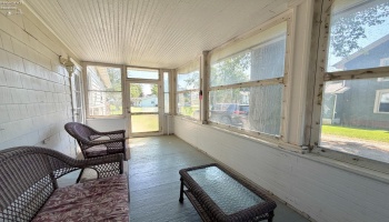 606 Sandusky Street, Bellevue, 44811, 3 Bedrooms Bedrooms, ,2 BathroomsBathrooms,Residential,For Sale,Sandusky,20263288