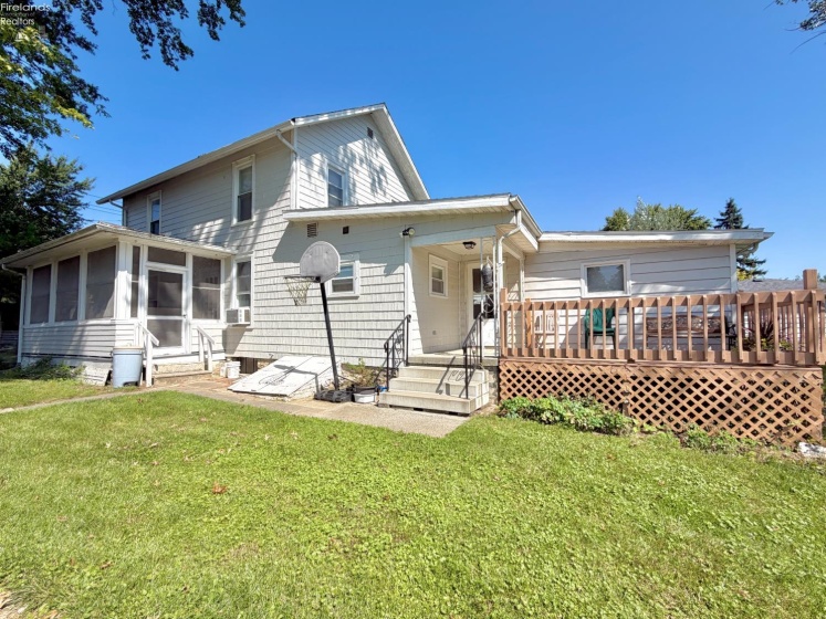 606 Sandusky Street, Bellevue, 44811, 3 Bedrooms Bedrooms, ,2 BathroomsBathrooms,Residential,For Sale,Sandusky,20263288