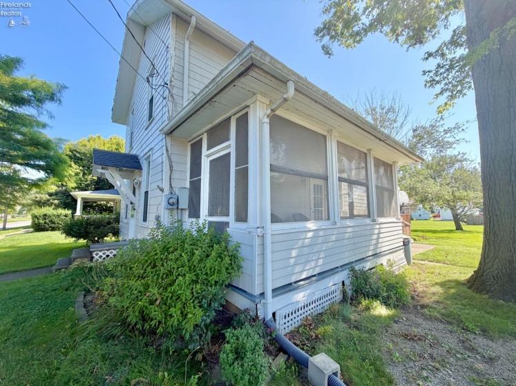 606 Sandusky Street, Bellevue, 44811, 3 Bedrooms Bedrooms, ,2 BathroomsBathrooms,Residential,For Sale,Sandusky,20263288