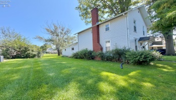 606 Sandusky Street, Bellevue, 44811, 3 Bedrooms Bedrooms, ,2 BathroomsBathrooms,Residential,For Sale,Sandusky,20263288