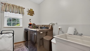 7996 Rice Road, Amherst, 44001, 5 Bedrooms Bedrooms, ,4 BathroomsBathrooms,Residential,For Sale,Rice,20263282