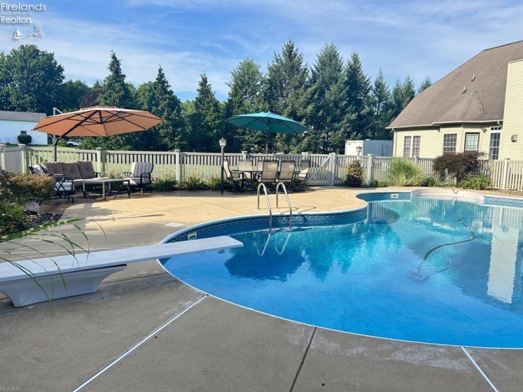 7996 Rice Road, Amherst, 44001, 5 Bedrooms Bedrooms, ,4 BathroomsBathrooms,Residential,For Sale,Rice,20263282