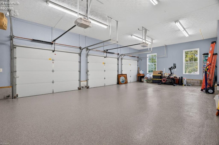 7996 Rice Road, Amherst, 44001, 5 Bedrooms Bedrooms, ,4 BathroomsBathrooms,Residential,For Sale,Rice,20263282